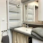 - Vieille - 7mn - 2mn Restaurant Musee Commerce * Antibes